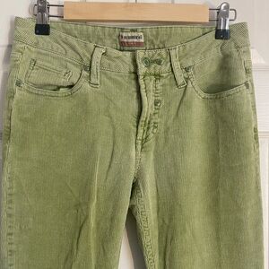 No Boundaries Women’s Green Corduroy Jeans